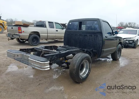 1989 Chevrolet S Truck S10 from USA, damaged, VIN 1GCBS14R0K2174272